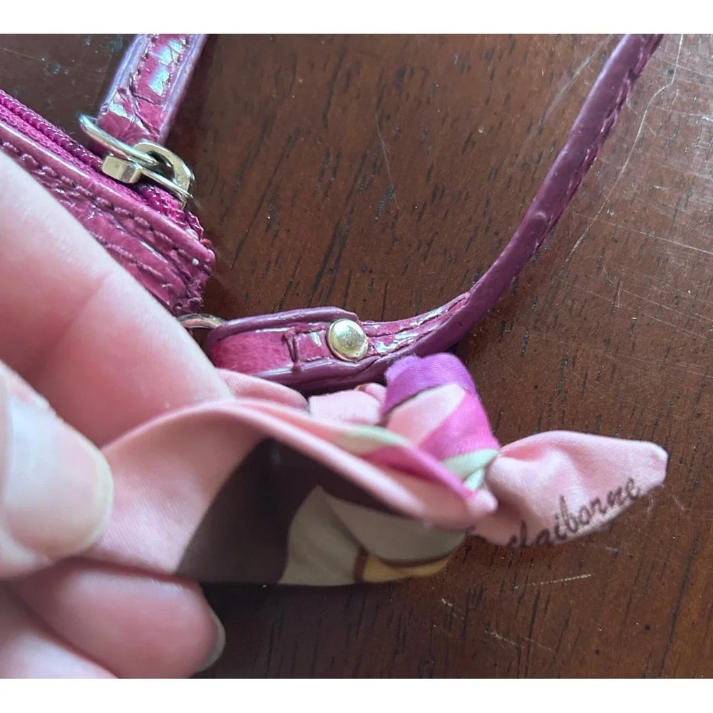 Liz Claiborne‎ Wristlet Faux Leather Crocodile Print Magenta Pink Y2K Barbiecore